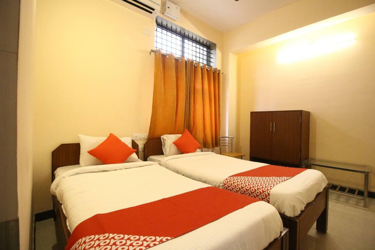 Oyo Flagship 30734 Jeevan Lodge Shimoga Dış mekan fotoğraf