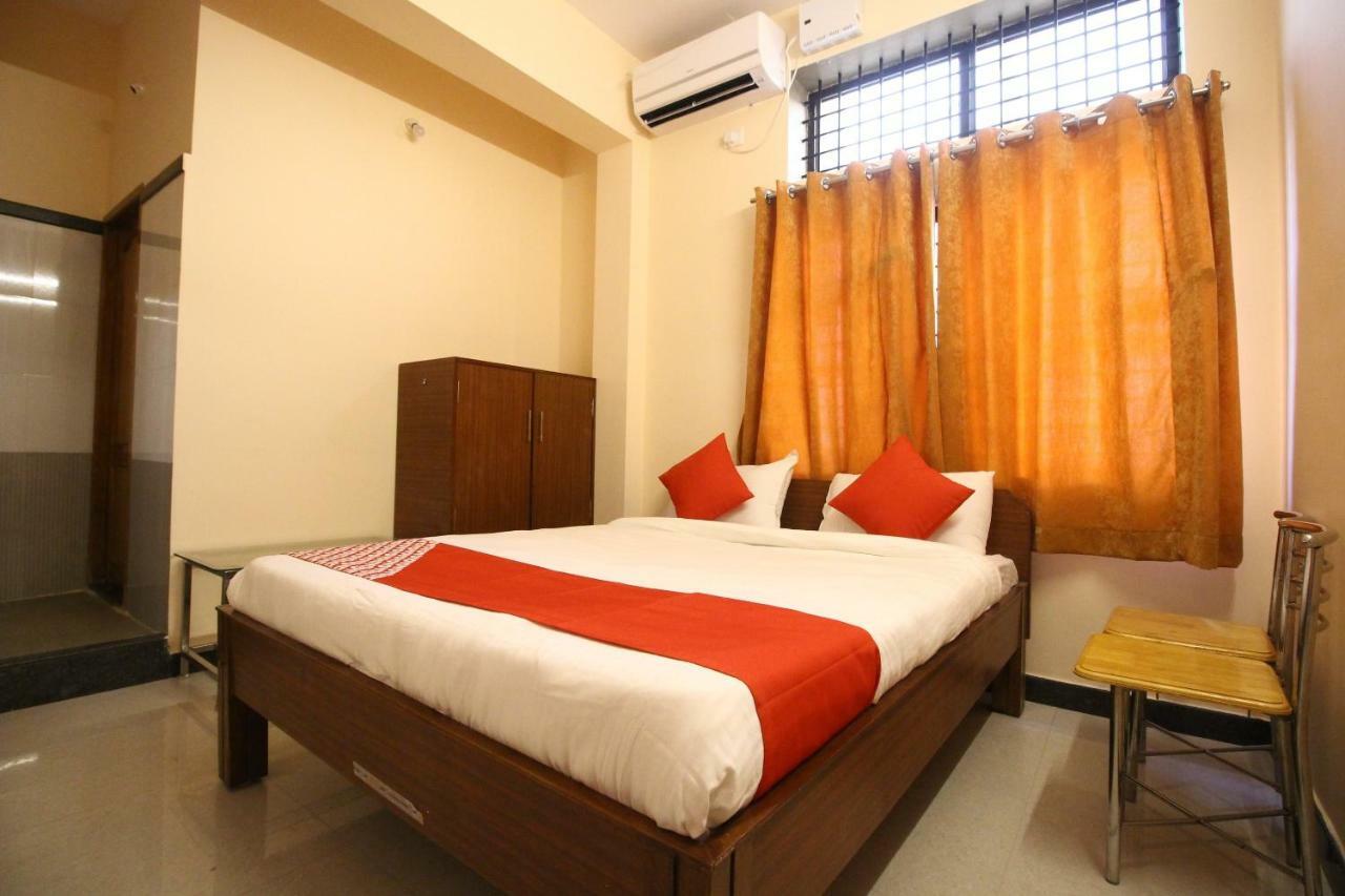 Oyo Flagship 30734 Jeevan Lodge Shimoga Dış mekan fotoğraf