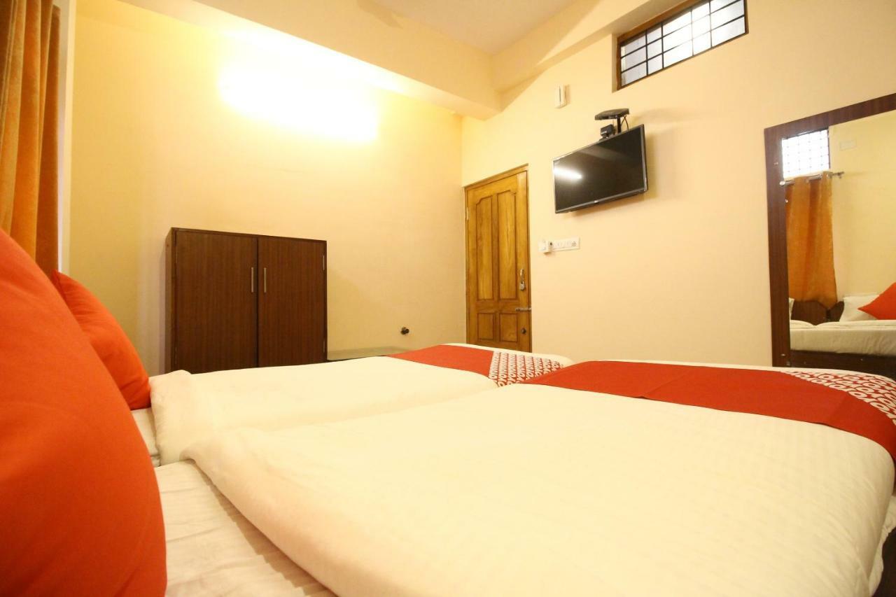 Oyo Flagship 30734 Jeevan Lodge Shimoga Dış mekan fotoğraf